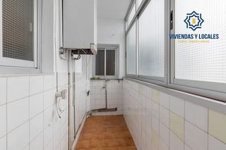 Piso en venta en Camino de Ronda - Rosaleda en Granada