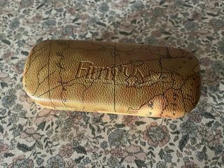 Estuche Gafas Firmoo Dorado Mapa