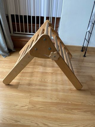 Triángulo Pikler madera