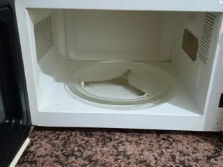 Microondas Saivod Beige ,se vende por mudanza