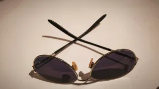 Gafas de sol aviador plateado y negras