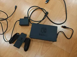 Nintendo Switch V1 Blu e Rosso