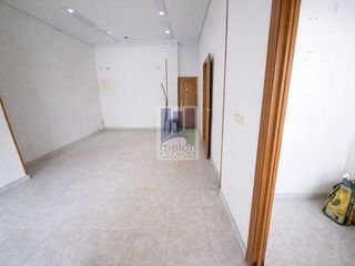 Local comercial en venta en Zona Sur en Burgos