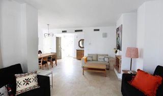 Piso en alquiler en Los Naranjos - Las Brisas en Marbella