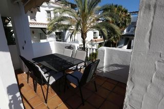 Piso en alquiler en Los Naranjos - Las Brisas en Marbella