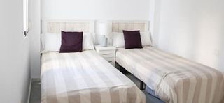 Piso en alquiler en Los Naranjos - Las Brisas en Marbella