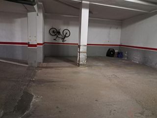 Garaje en venta en Picassent