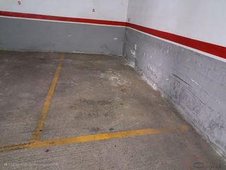 Garaje en venta en Picassent