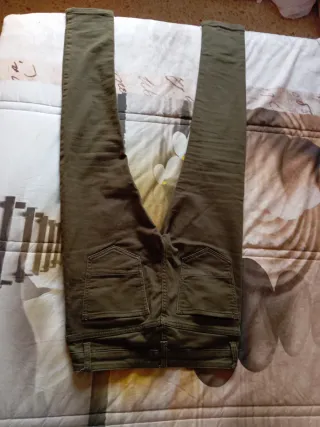 Pantalón vaquero elástico hombre