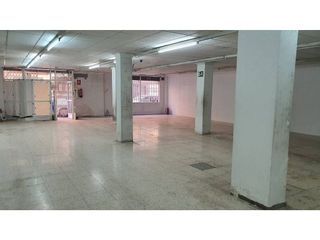 Local comercial en alquiler en Nueva Andalucía en Almería