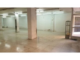 Local comercial en alquiler en Nueva Andalucía en Almería