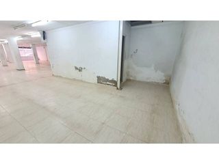 Local comercial en alquiler en Nueva Andalucía en Almería