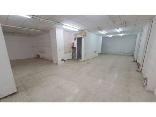 Local comercial en alquiler en Nueva Andalucía en Almería