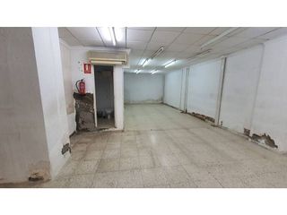 Local comercial en alquiler en Nueva Andalucía en Almería