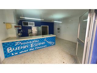 Local comercial en venta en Nueva Andalucía en Almería