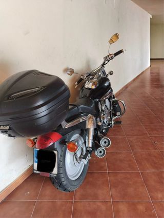 Moto Kymco Venox Negra
