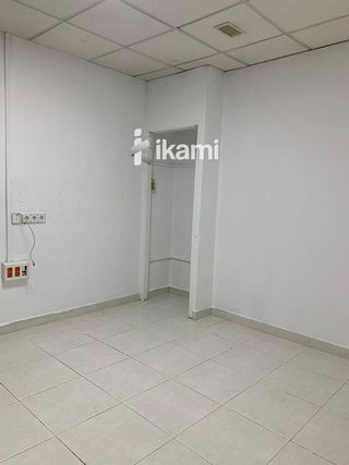 Local comercial en venta en Rincón de Loix en Benidorm