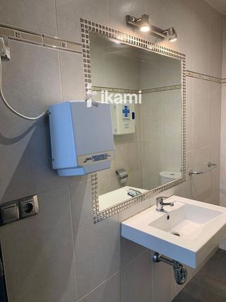 Local comercial en venta en Rincón de Loix en Benidorm