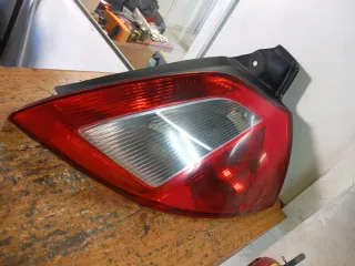 Piloto trasero derecho Renault Megane II Berlina