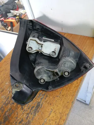 Piloto trasero derecho Renault Megane II Berlina