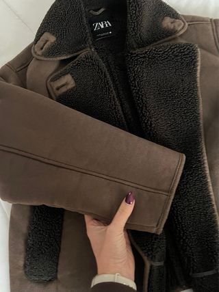 Abrigo borrego Zara marrón chocolate