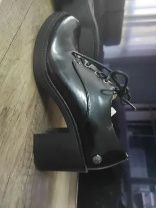 Zapatos negros de plataforma talla 37