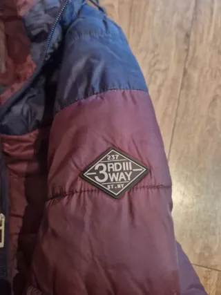 Chaqueta acolchada con capucha