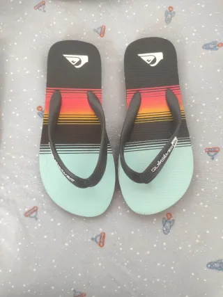 Sandalias niño Quiksilver negro y turquesa