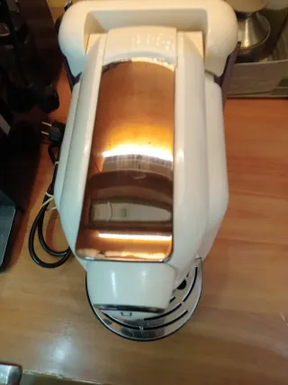 Cafetera Delta Blanca entrega en mano