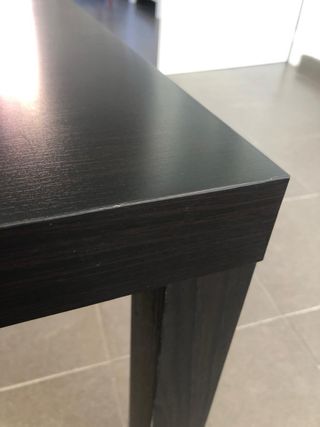 Mesita de madera auxiliar negra