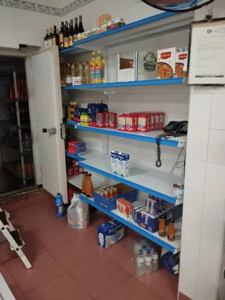 Estanterías para tienda alimentación