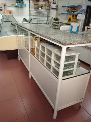 Estanterías para tienda alimentación