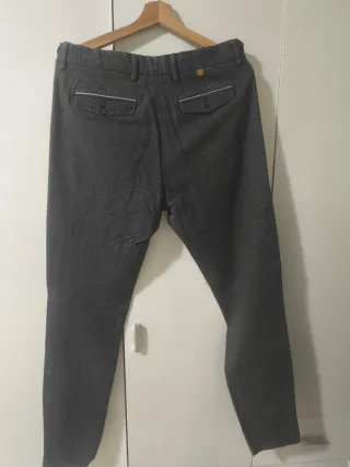 Pantalón gris de vestir