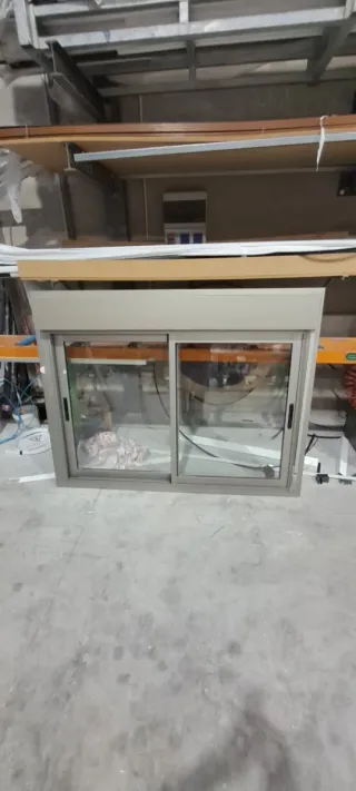 Ventana de aluminio corredera