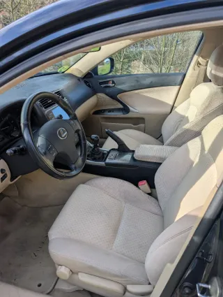 Lexus is220 2006