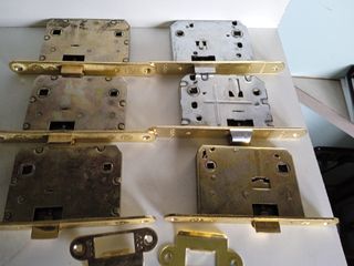 6 Picaportes Dorados