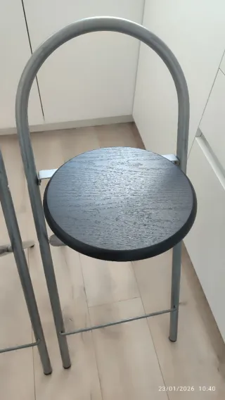 Taburetes de cocina plegables (2 unidades)