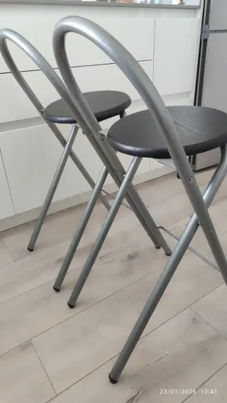 Taburetes de cocina plegables (2 unidades)