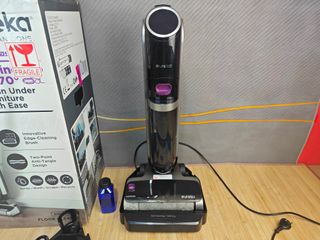 Eureka RapidWash NEW630 Aspiradora Fregadora