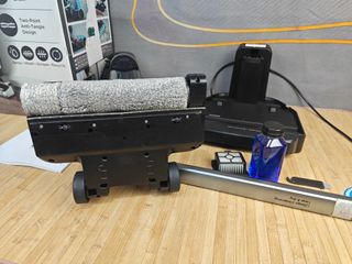 Eureka RapidWash NEW630 Aspiradora Fregadora