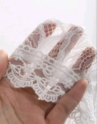 Blusa transparente encaje blanca