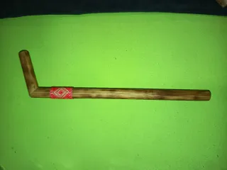 Tepi para rapé de madera de bambú