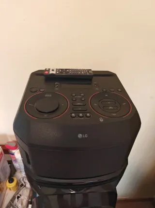 Parlante LG XBOOM Negro