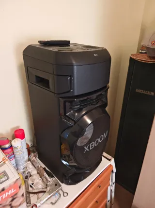 Parlante LG XBOOM Negro