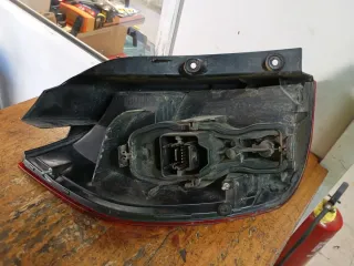 Piloto trasero derecho Renault Scenic II