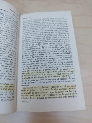 Libro Simon Bolívar.Escritos politicos