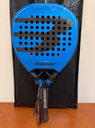 BULLPADEL VERTEX 05 GEO 26
