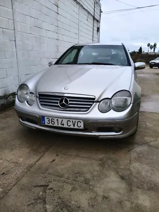 Mercedes-Benz Clase C 2003