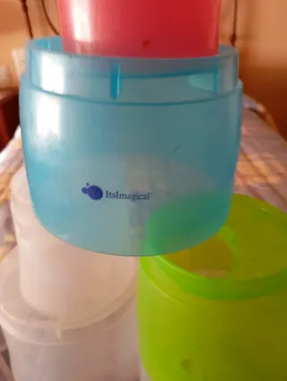 Cubos de plástico para baño