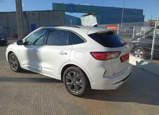 Ford Kuga 2023